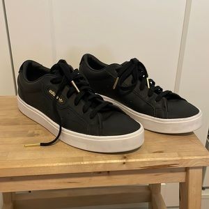 Adidas Women Black Sleek Sneaker